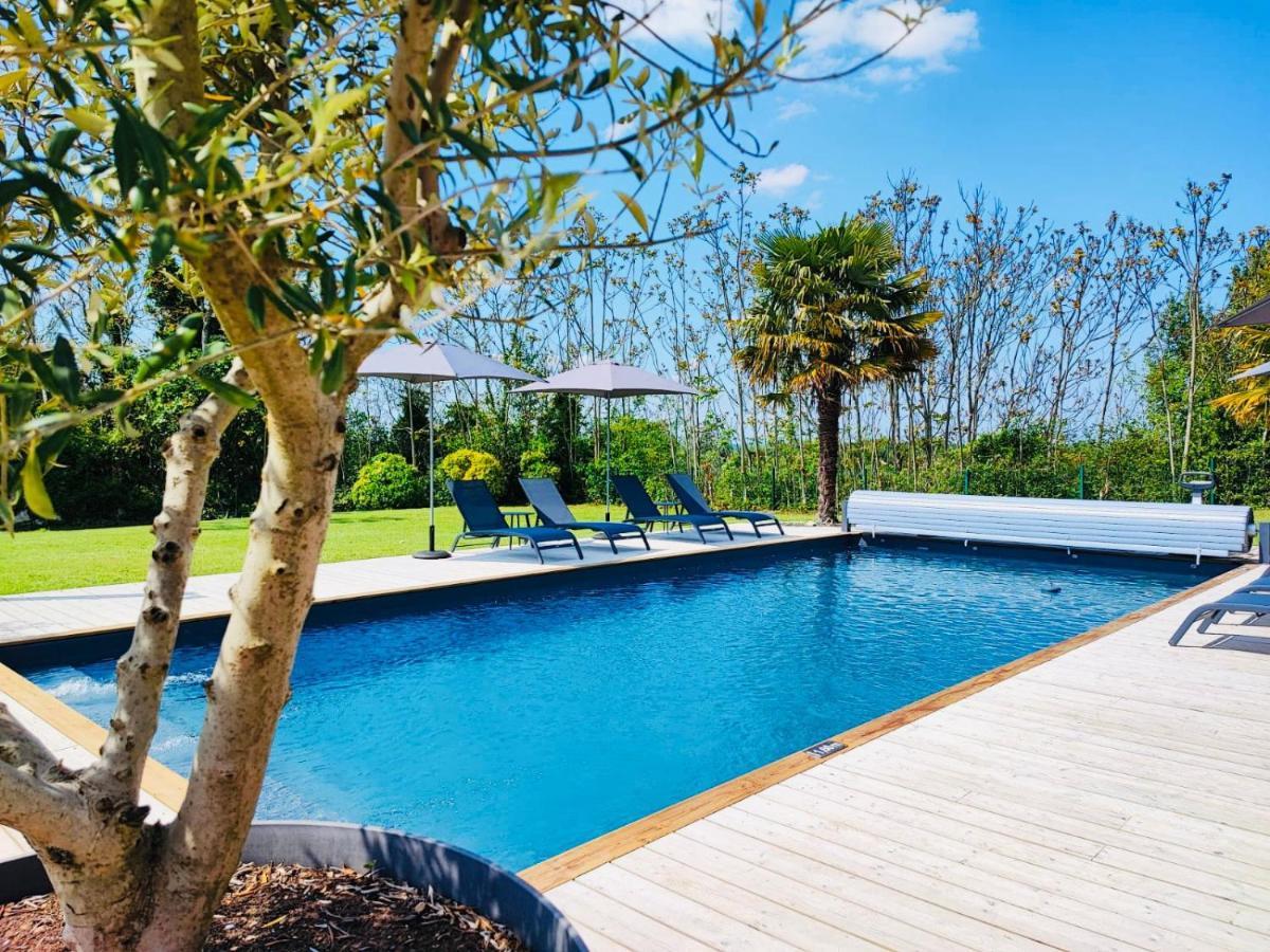 Domaine Des Hugons Villa Prignac-et-Marcamps Exterior foto