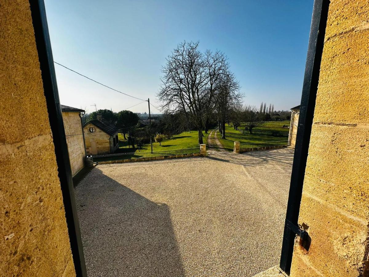Domaine Des Hugons Villa Prignac-et-Marcamps Exterior foto