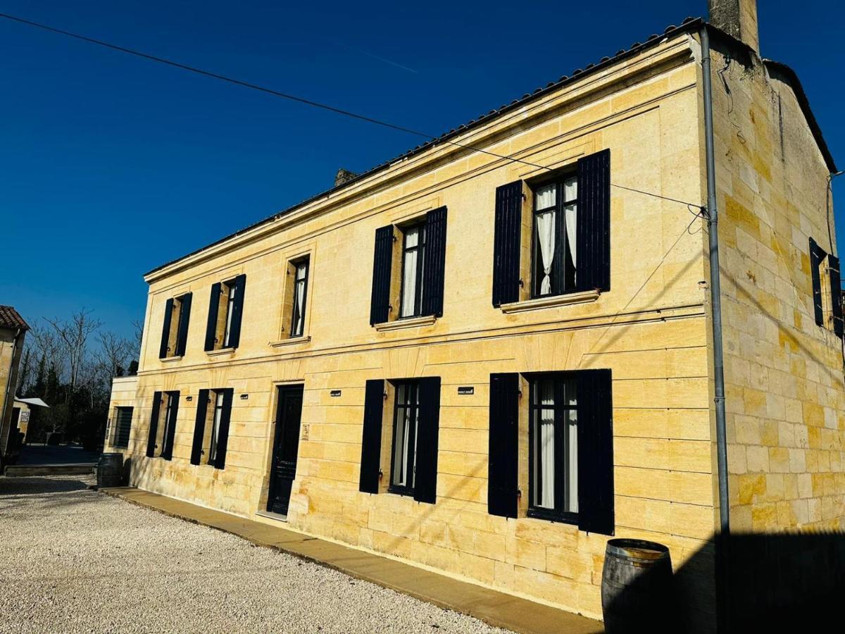 Domaine Des Hugons Villa Prignac-et-Marcamps Exterior foto